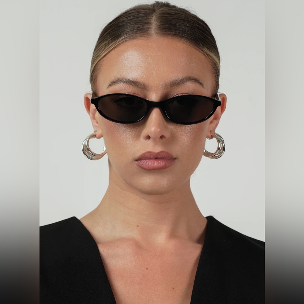 Otra Black Slim Cat-Eye Sunglasses for Women - Modern Chic